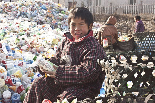 醫(yī)療廢品重制成快遞袋流回市場(chǎng)！物流包裝污染超乎想象